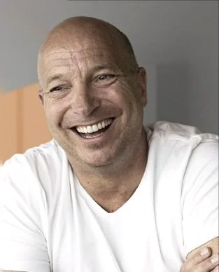 Dr. Christopher Jahns